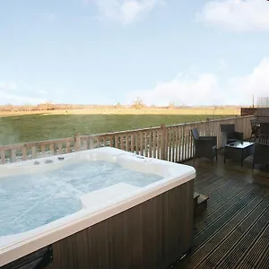 Raywell Hall Country Lodges Kingston upon Hull