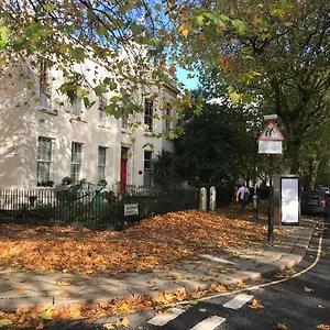 Embassie Backpackers Hostel Liverpool